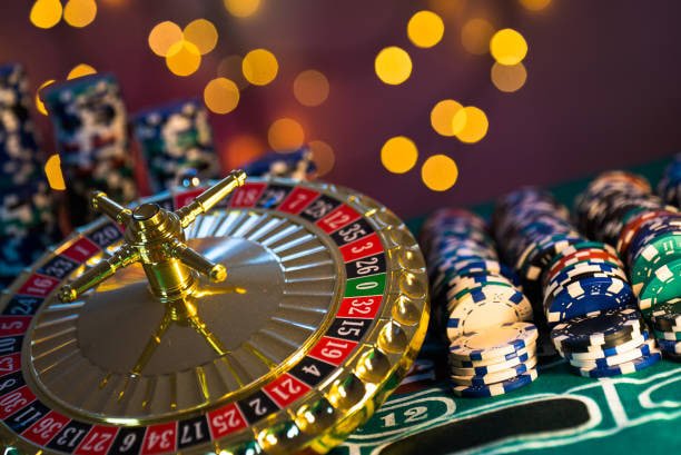 tetrawin app showing Liga 1 sportsbook odds and live casino dealer stream